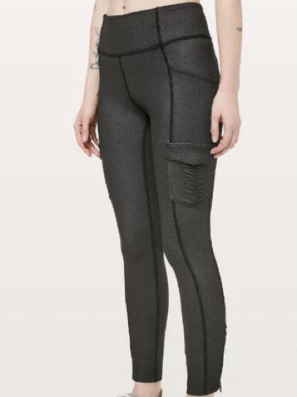 Lululemon Scenic Route 7/8 Tight